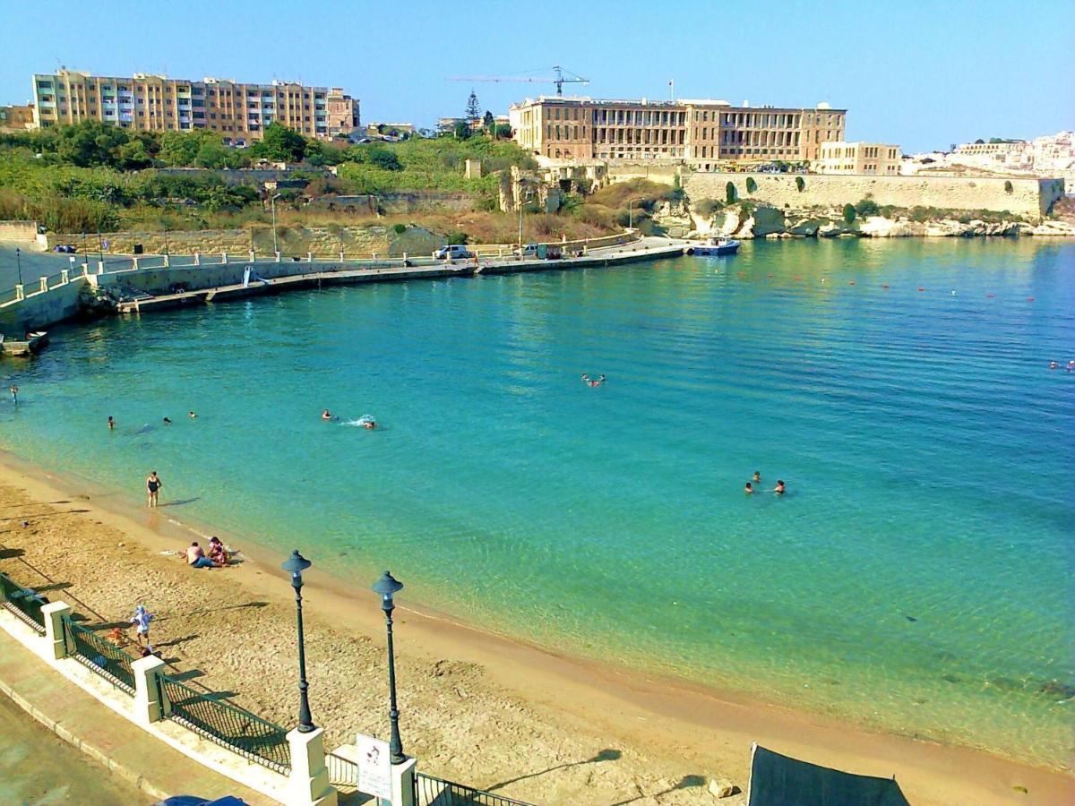 Town House With Private Pool In Village Centre Kalkara Bagian luar foto